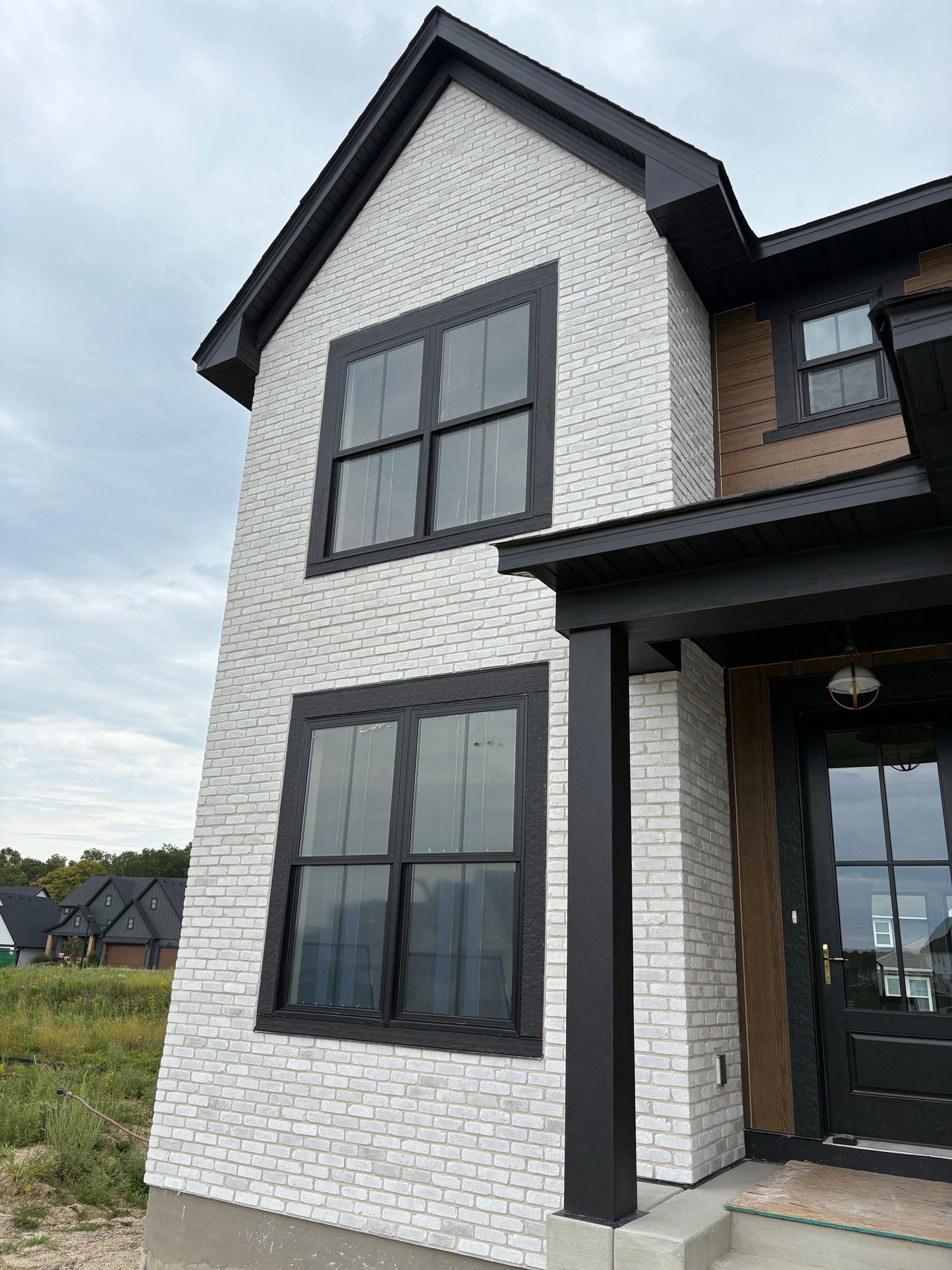 Arctic White Thin Brick