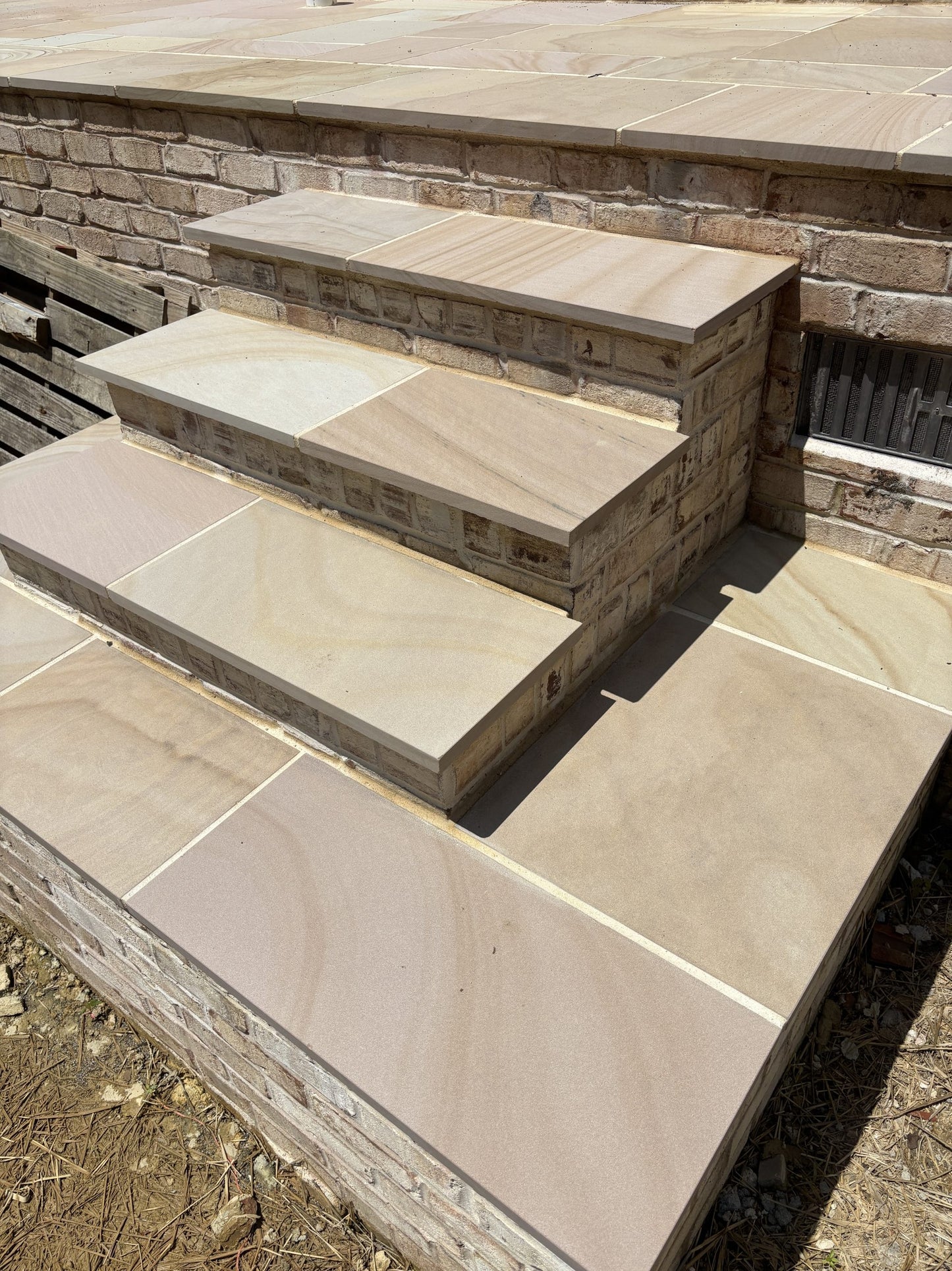 USI Buff Flagstone