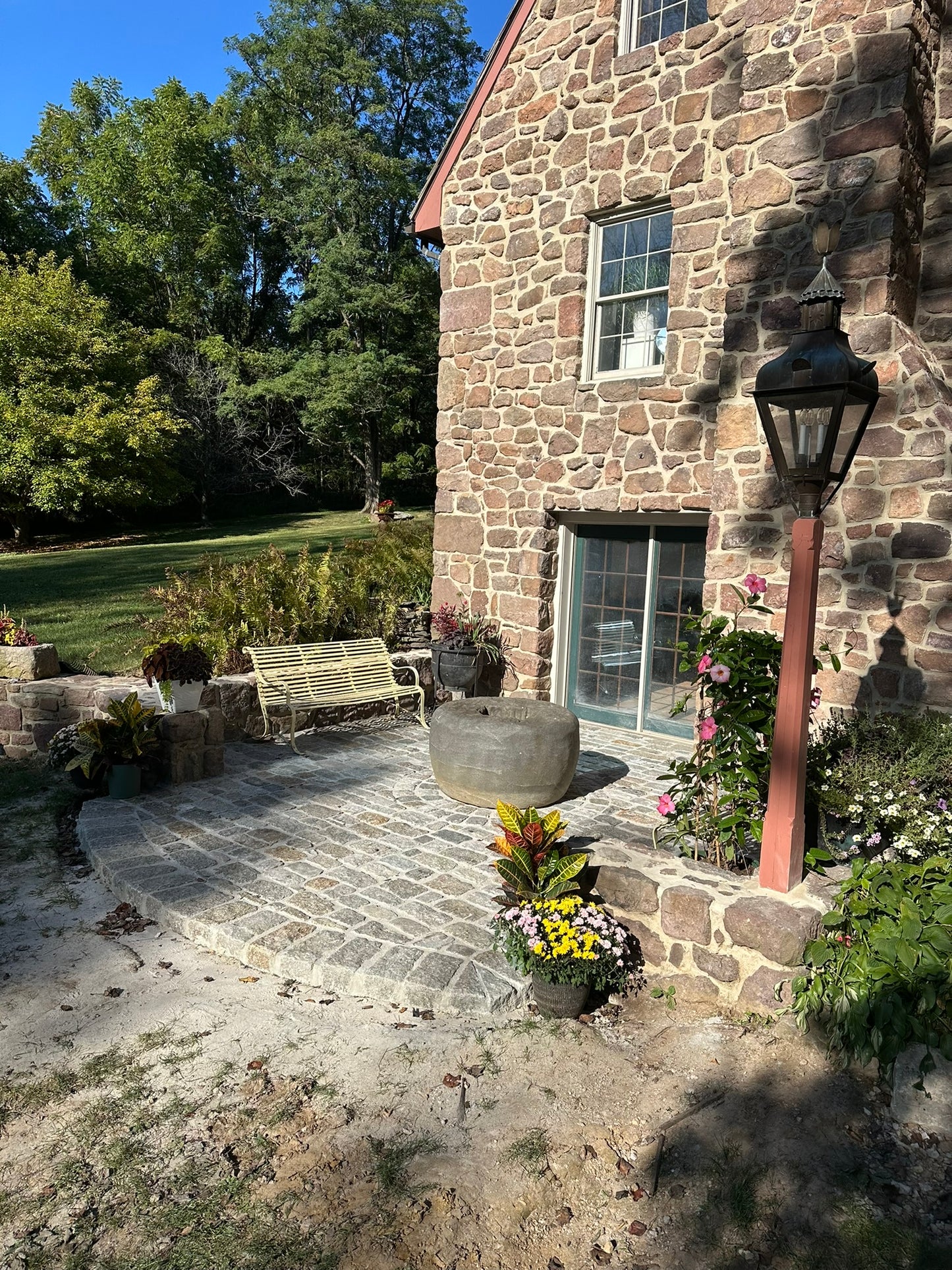 Antique Philly Cobblestone