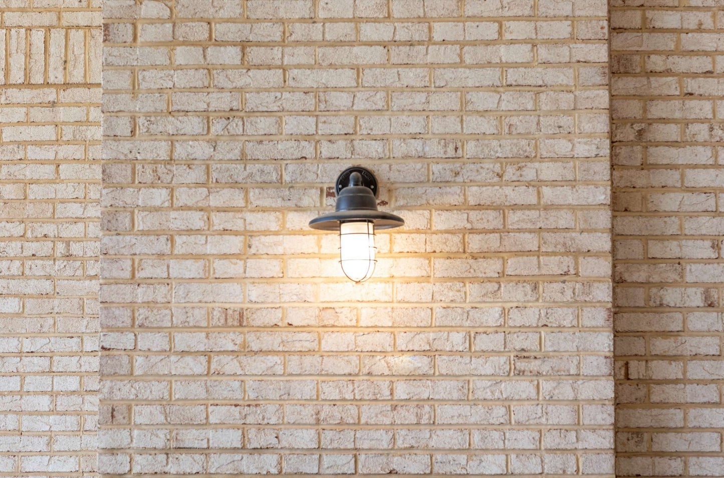 Dover White Brick